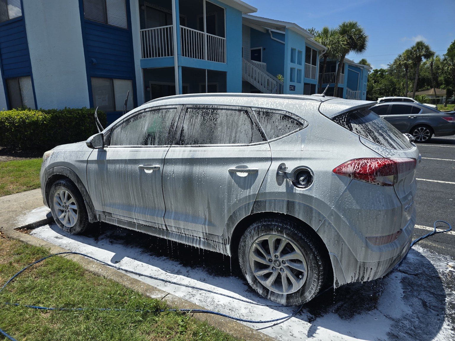 SUV foam wash